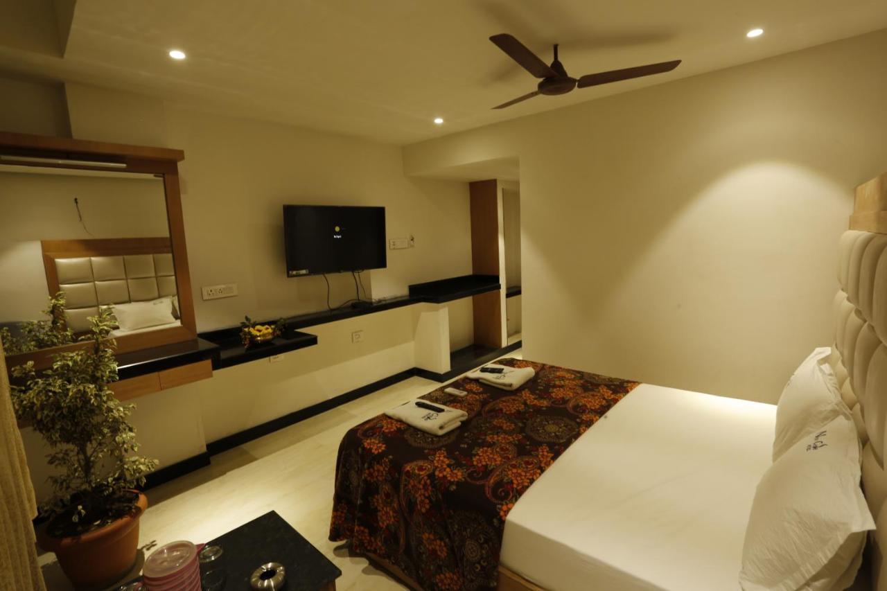 New Cape Hotel Kanyakumari Bagian luar foto
