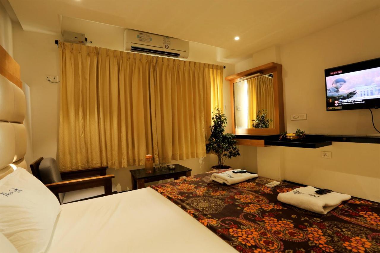 New Cape Hotel Kanyakumari Bagian luar foto