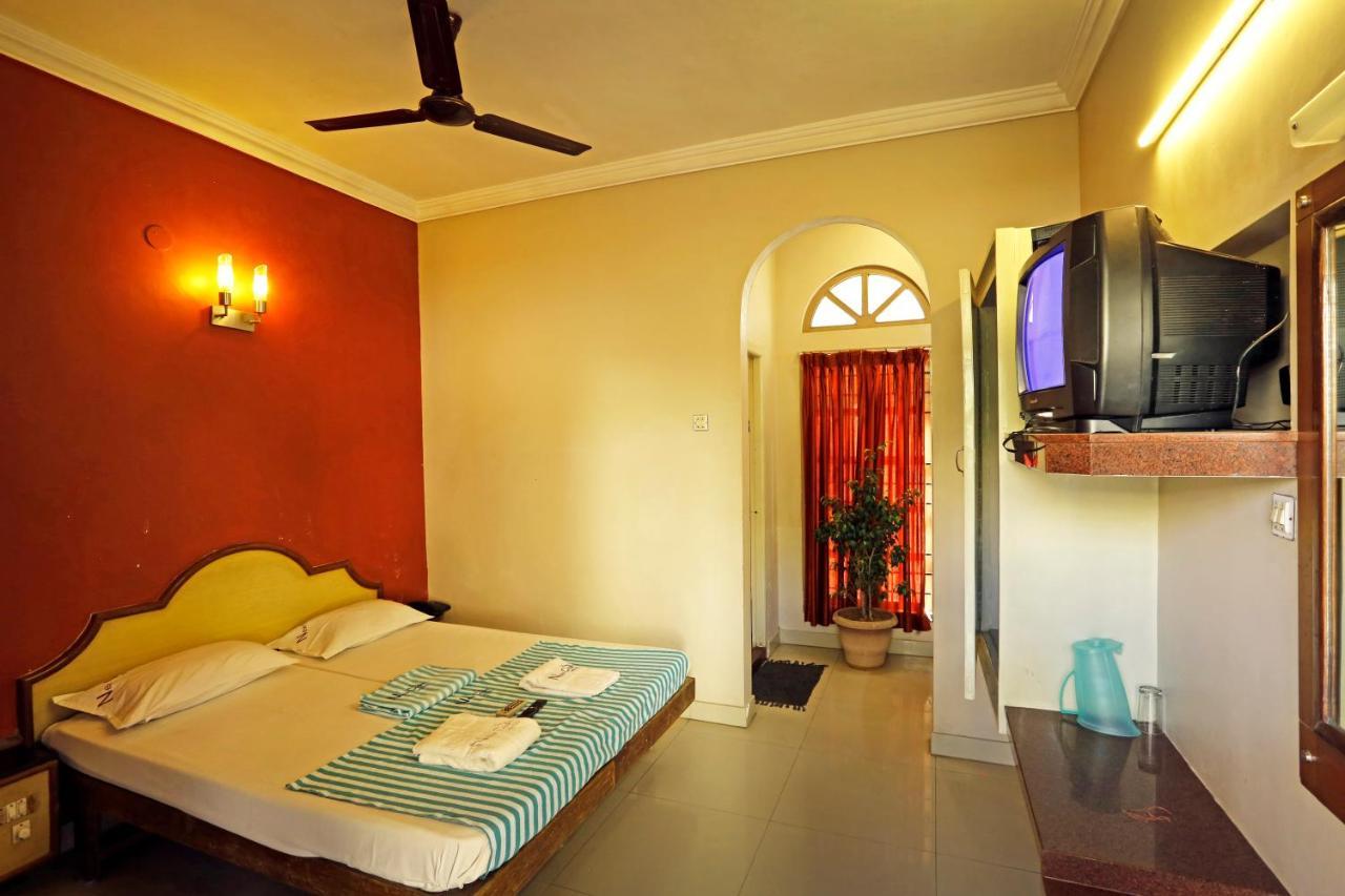 New Cape Hotel Kanyakumari Bagian luar foto